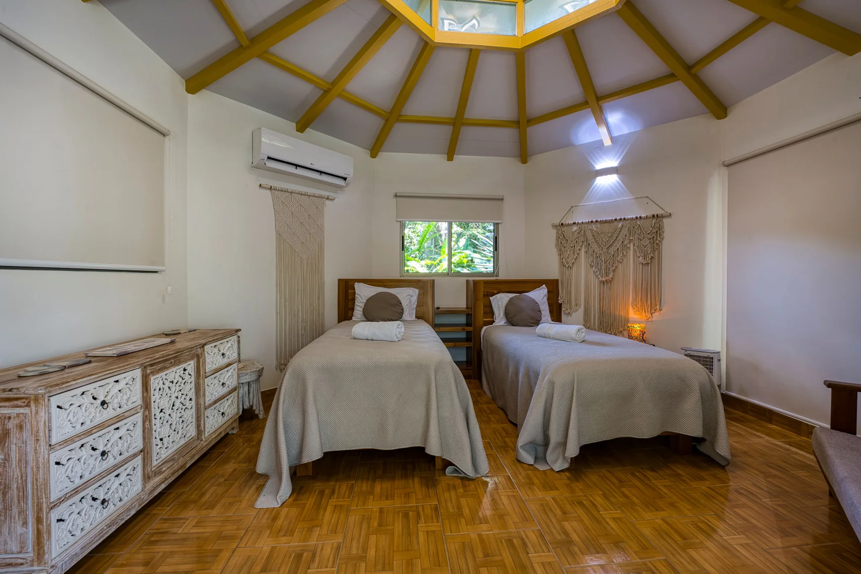 Kougi’s two beds