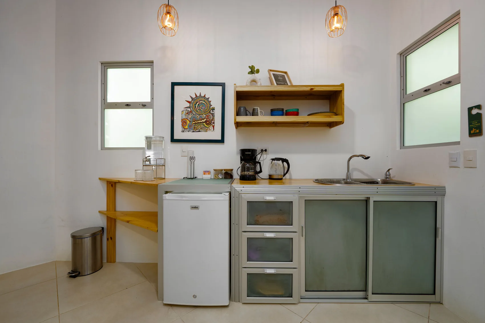 Mango kitchenette